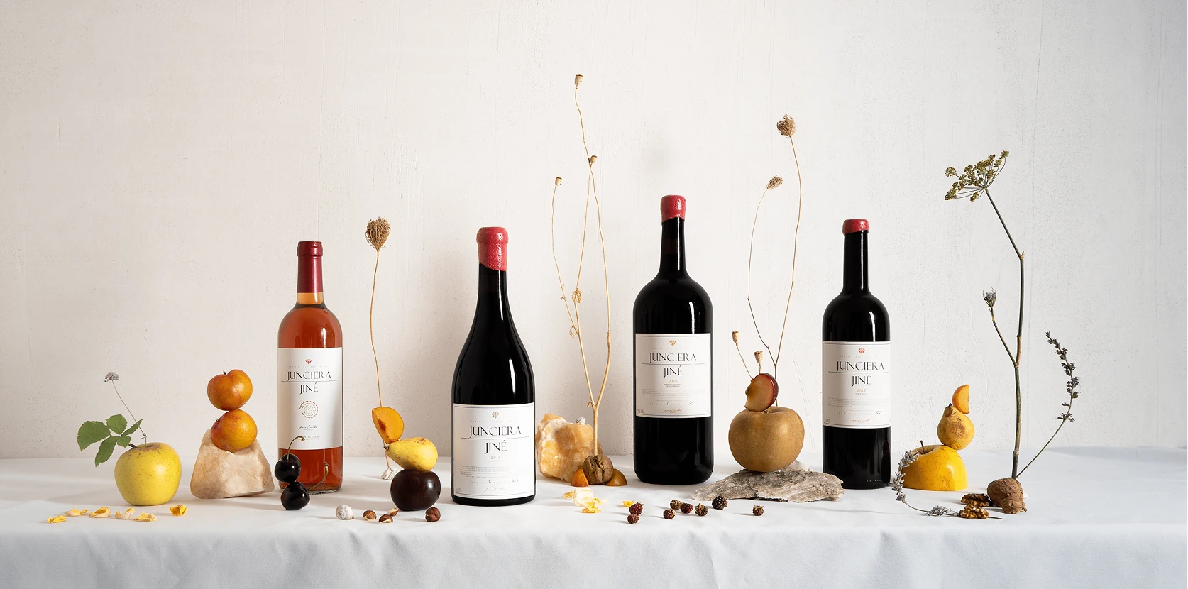 Junciera Jiné — premium brand and e-commerce visual